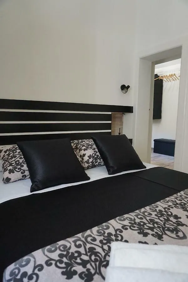 Bottai Apartment Syracuse